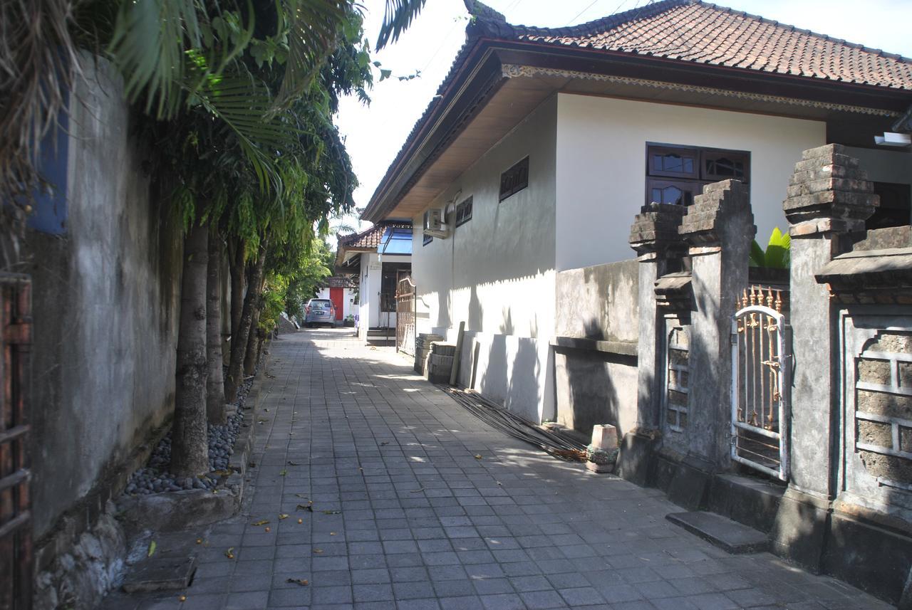 Budidin Homestay Canggu Exterior foto